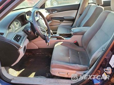 Zdjęcie 7 z 12 samochodu: 2011 HONDA ACCORD LXP VIN:1HGCP2F49BA152663 - miniatura