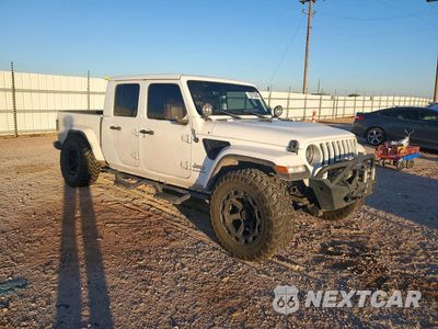 Czwarte zdjęcie samochodu z boku: 2021 JEEP GLADIATOR OVERLAND VIN:1C6HJTFG3ML586369 - miniatura