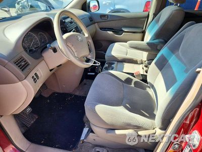 Zdjęcie 7 z 12 samochodu: 2005 TOYOTA SIENNA LE 7 PASSENGER VIN:5TDZA23C65S303679 - miniatura