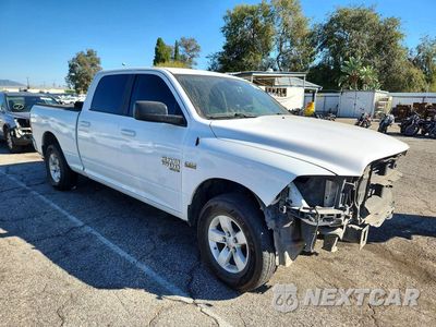Czwarte zdjęcie samochodu z boku: 2019 RAM 1500 CLASSIC SLT VIN:1C6RR7TT7KS516947 - miniatura