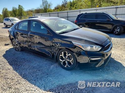 Czwarte zdjęcie samochodu z boku: 2019 KIA FORTE LXS VIN:3KPF24AD4KE109116 - miniatura