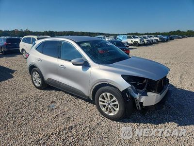 Czwarte zdjęcie samochodu z boku: 2020 FORD ESCAPE SE VIN:1FMCU0G67LUA82880 - miniatura