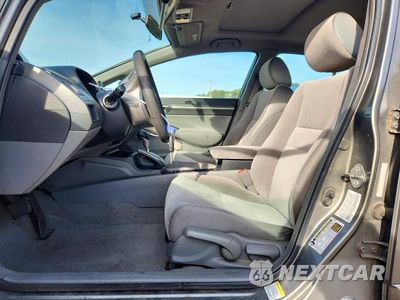 Zdjęcie 7 z 12 samochodu: 2006 HONDA CIVIC EX VIN:1HGFA16846L125926 - miniatura