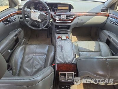 Zdjęcie 8 z 12 samochodu: 2007 MERCEDES-BENZ S 550 VIN:WDDNG71XX7A096154 - miniatura