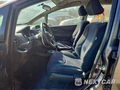 Zdjęcie 7 z 12 samochodu: 2013 HONDA FIT SPORT VIN:JHMGE8H57DC030307 - miniatura