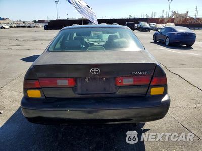 Zdjęcie 6 z 12 samochodu: 1997 TOYOTA CAMRY XLE V6 VIN:JT2BF22K9V0072073 - miniatura