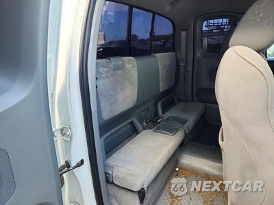 Zdjęcie 10 z 12 samochodu: 2006 TOYOTA TACOMA ACCESS CAB VIN:5TEUU42N56Z265107 - miniatura