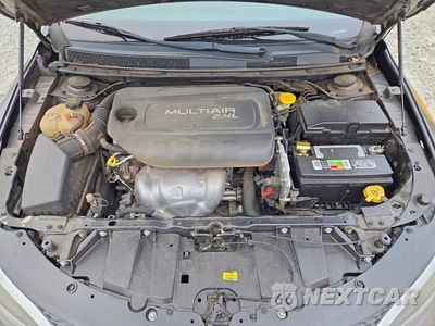 Zdjęcie 11 z 12 samochodu: 2015 CHRYSLER 200 LIMITED VIN:1C3CCCAB0FN699703 - miniatura