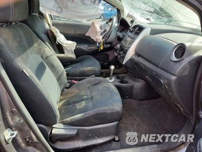 Zdjęcie 7 z 12 samochodu: 2016 NISSAN VERSA NOTE SV VIN:3N1CE2CP7GL370090 - miniatura