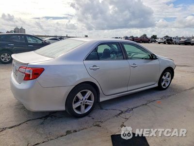 Trzecie zdjęcie samochodu z tyłu: 2014 TOYOTA CAMRY SE VIN:4T1BF1FK1EU433943 - miniatura