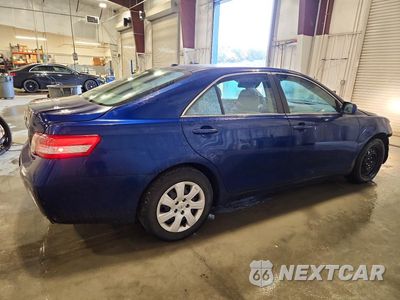 Trzecie zdjęcie samochodu z tyłu: 2011 TOYOTA CAMRY LE VIN:4T1BF3EK7BU590532 - miniatura