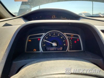 Zdjęcie 9 z 13 samochodu: 2010 HONDA CIVIC LX VIN:2HGFA1F58AH321198 - miniatura