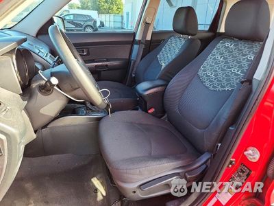 Zdjęcie 7 z 13 samochodu: 2011 KIA SOUL + VIN:KNDJT2A21B7340419 - miniatura