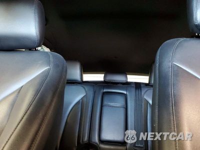 Zdjęcie 10 z 13 samochodu: 2019 LINCOLN MKC VIN:5LMCJ1D98KUL48478 - miniatura