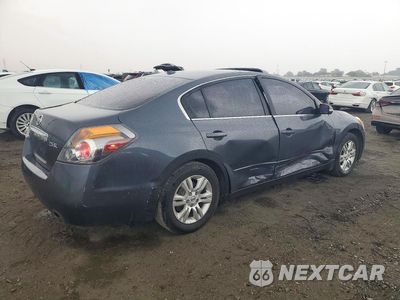 Trzecie zdjęcie samochodu z tyłu: 2012 NISSAN ALTIMA 2.5 VIN:1N4AL2AP2CC155970 - miniatura