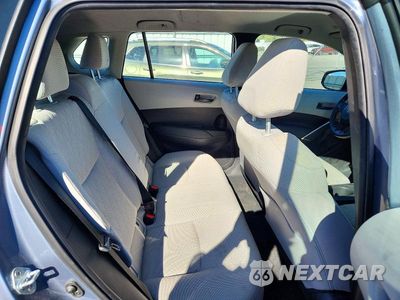 Zdjęcie 11 z 14 samochodu: 2023 TOYOTA COROLLA CROSS L VIN:7MUAAABG5PV057177 - miniatura