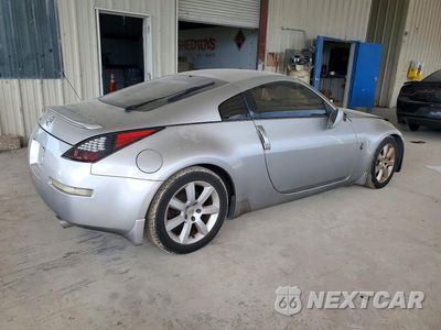Trzecie zdjęcie samochodu z tyłu: 2005 NISSAN 350Z BASE VIN:JN1AZ34D05M603073 - miniatura