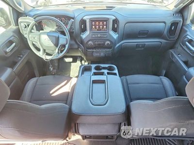 Zdjęcie 8 z 13 samochodu: 2022 CHEVROLET SILVERADO K1500 TRAIL BOSS CUSTOM VIN:3GCPDCEK6NG639632 - miniatura