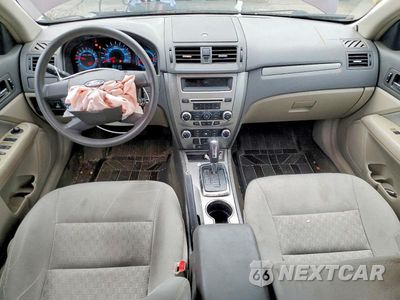 Zdjęcie 8 z 12 samochodu: 2012 FORD FUSION S VIN:3FAHP0GA1CR396284 - miniatura