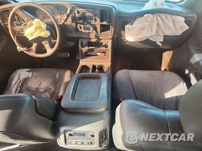 Zdjęcie 8 z 11 samochodu: 2007 CHEVROLET SILVERADO K2500 HEAVY DUTY VIN:1GCHK23U67F106189 - miniatura