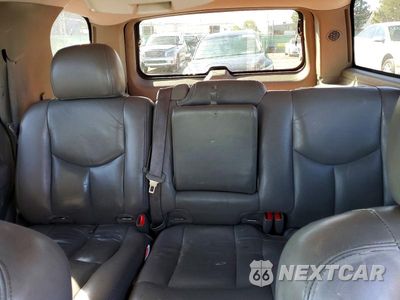 Zdjęcie 10 z 13 samochodu: 2005 GMC YUKON VIN:1GKEK13T55R276239 - miniatura