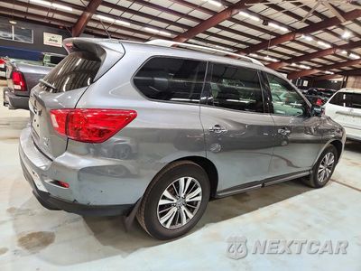 Trzecie zdjęcie samochodu z tyłu: 2018 NISSAN PATHFINDER SL VIN:5N1DR2MM1JC674833 - miniatura