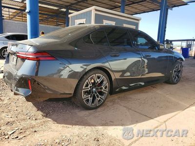 Trzecie zdjęcie samochodu z tyłu: 2024 BMW I5 EDRIVE 40 VIN:WBY33FK07RCR80549 - miniatura