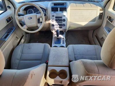 Zdjęcie 8 z 12 samochodu: 2012 FORD ESCAPE XLT VIN:1FMCU0DG0CKA64584 - miniatura