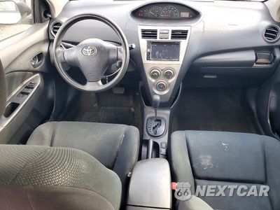 Zdjęcie 8 z 12 samochodu: 2012 TOYOTA YARIS FLEET VIN:JTDBT4K39CL016005 - miniatura