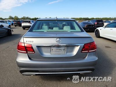 Zdjęcie 6 z 12 samochodu: 2014 MERCEDES-BENZ E 350 VIN:WDDHF5KB8EB052488 - miniatura