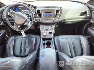Zdjęcie 8 z 12 samochodu: 2015 CHRYSLER 200 C VIN:1C3CCCCB9FN644972 - miniatura