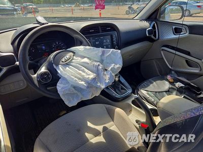 Zdjęcie 8 z 12 samochodu: 2020 KIA SOUL LX VIN:KNDJ23AU1L7098372 - miniatura