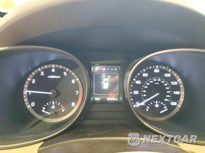 Zdjęcie 9 z 13 samochodu: 2017 HYUNDAI SANTA FE SPORT 2.4L VIN:5NMZU3LB8HH030952 - miniatura