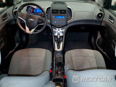 Zdjęcie 8 z 12 samochodu: 2014 CHEVROLET SONIC LS VIN:1G1JA5SH5E4207901 - miniatura