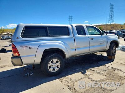 Trzecie zdjęcie samochodu z tyłu: 2005 TOYOTA TACOMA ACCESS CAB VIN:5TEUU42N15Z035563 - miniatura