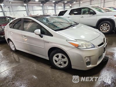 Czwarte zdjęcie samochodu z boku: 2010 TOYOTA PRIUS III VIN:JTDKN3DU1A0065370 - miniatura