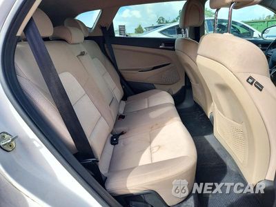 Zdjęcie 11 z 13 samochodu: 2017 HYUNDAI TUCSON SE VIN:KM8J33A45HU587083 - miniatura