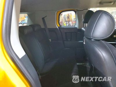 Zdjęcie 10 z 12 samochodu: 2007 TOYOTA FJ CRUISER BASE VIN:JTEBU11F970096058 - miniatura