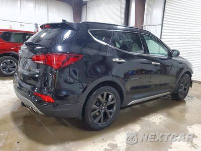 Trzecie zdjęcie samochodu z tyłu: 2018 HYUNDAI SANTA FE SPORT 2.0T ULTIMATE VIN:5NMZWDLA4JH087663 - miniatura