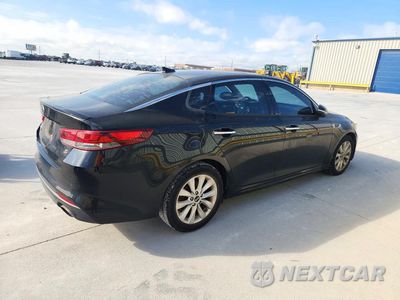 Trzecie zdjęcie samochodu z tyłu: 2018 KIA OPTIMA S VIN:5XXGT4L31JG241844 - miniatura