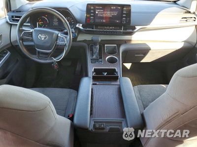 Zdjęcie 8 z 13 samochodu: 2021 TOYOTA SIENNA LE VIN:5TDKRKEC1MS014991 - miniatura