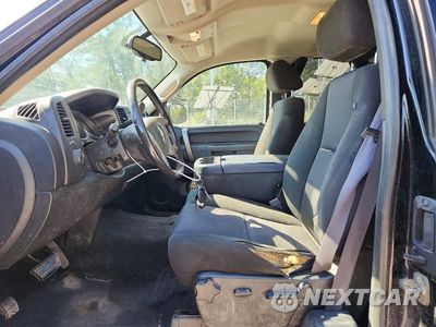 Zdjęcie 7 z 12 samochodu: 2011 CHEVROLET SILVERADO K1500 LT VIN:1GCRKSE39BZ307195 - miniatura