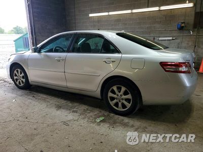 Drugie zdjęcie samochodu z przodu: 2011 TOYOTA CAMRY LE VIN:4T1BF3EK6BU652194 - miniatura
