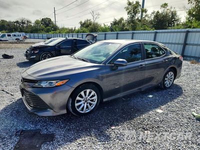2018 TOYOTA CAMRY LE 4T1B11HK6JU655562 - główne zdjęcie licytacji z USA - miniatura