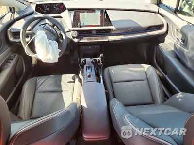 Zdjęcie 8 z 12 samochodu: 2024 TOYOTA PRIUS XLE VIN:JTDACAAU1R3021101 - miniatura