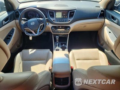 Zdjęcie 8 z 12 samochodu: 2017 HYUNDAI TUCSON SE PLUS VIN:KM8J33A45HU501738 - miniatura