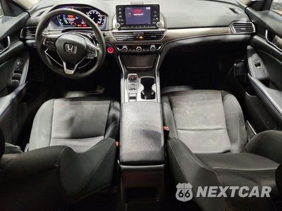 Zdjęcie 8 z 12 samochodu: 2018 HONDA ACCORD HYBRID VIN:1HGCV3F1XJA012217 - miniatura