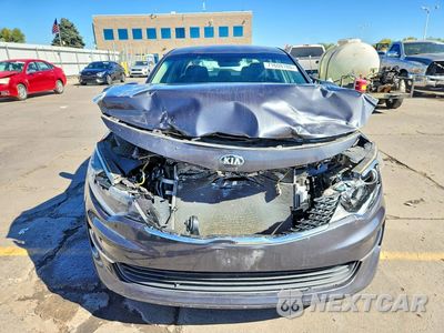 Piąte zdjęcie samochodu w środku: 2017 KIA OPTIMA LX VIN:5XXGT4L31HG178139 - miniatura