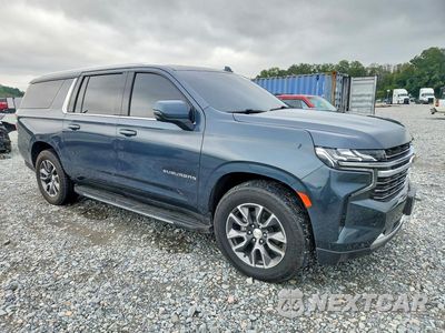 Czwarte zdjęcie samochodu z boku: 2021 CHEVROLET SUBURBAN C1500 LT VIN:1GNSCCKD1MR147406 - miniatura