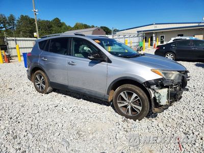Czwarte zdjęcie samochodu z boku: 2016 TOYOTA RAV4 XLE VIN:2T3WFREV2GW282276 - miniatura